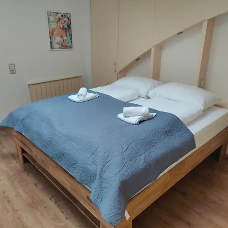 Schoenpflug Διαμέρισμα